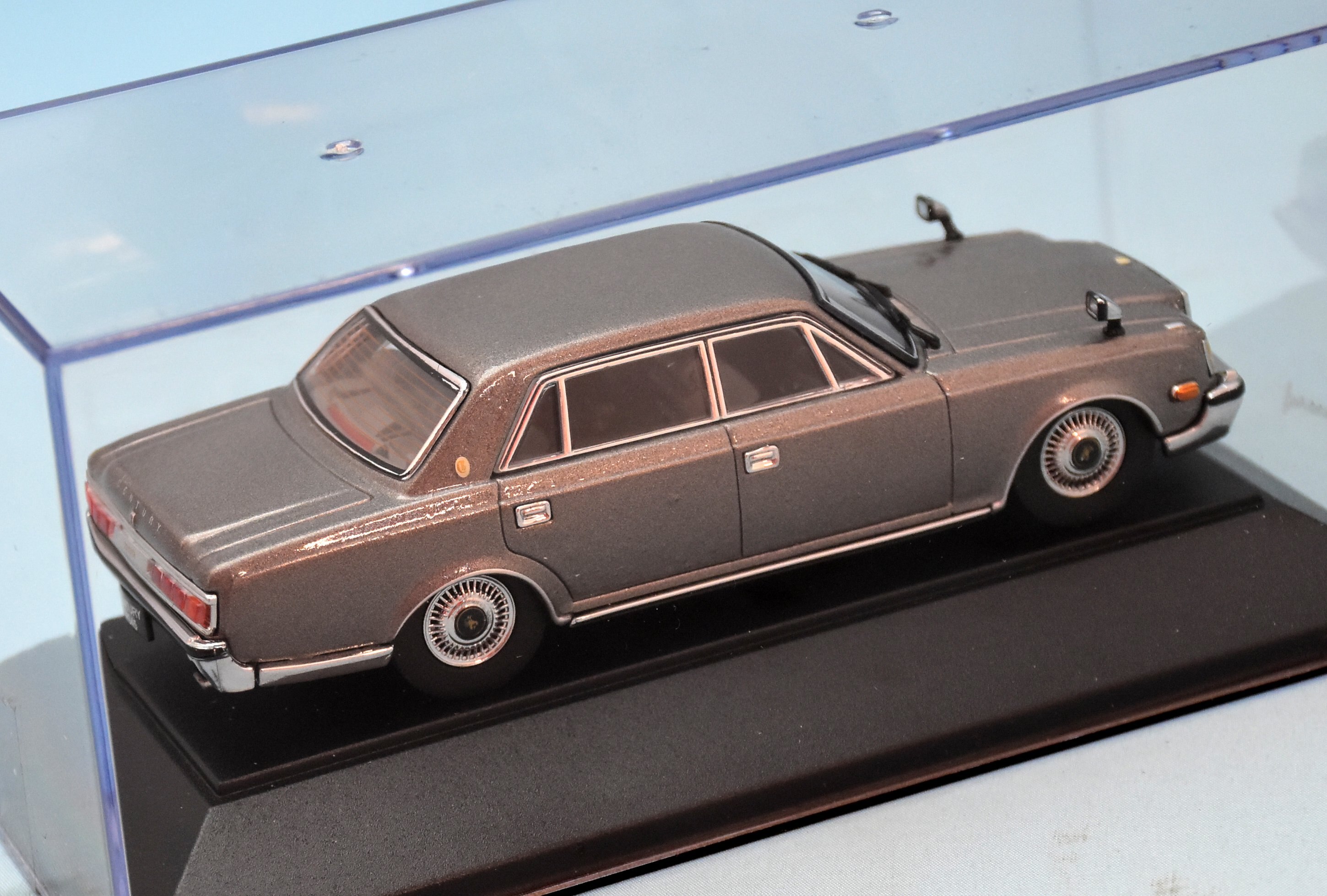 Japan Planet 1/43 tosa TOYOTA CENTURY 1993 L-TYPE VG45 (SILVER