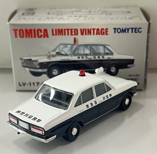 TOMYTEC TOMICA LIMITED VINTAGE LV-117a NISSAN CEDRIC Patrol Car