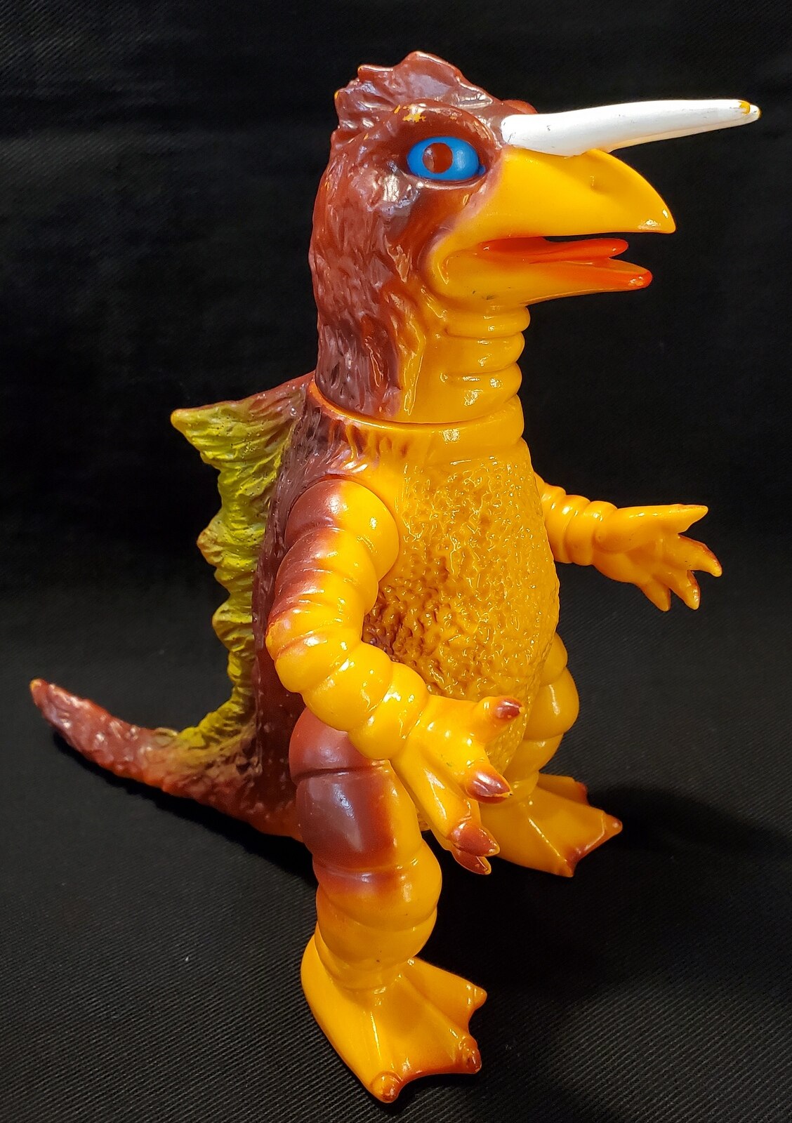 ultra kaiju series dorango (orange molded / yellow and brown