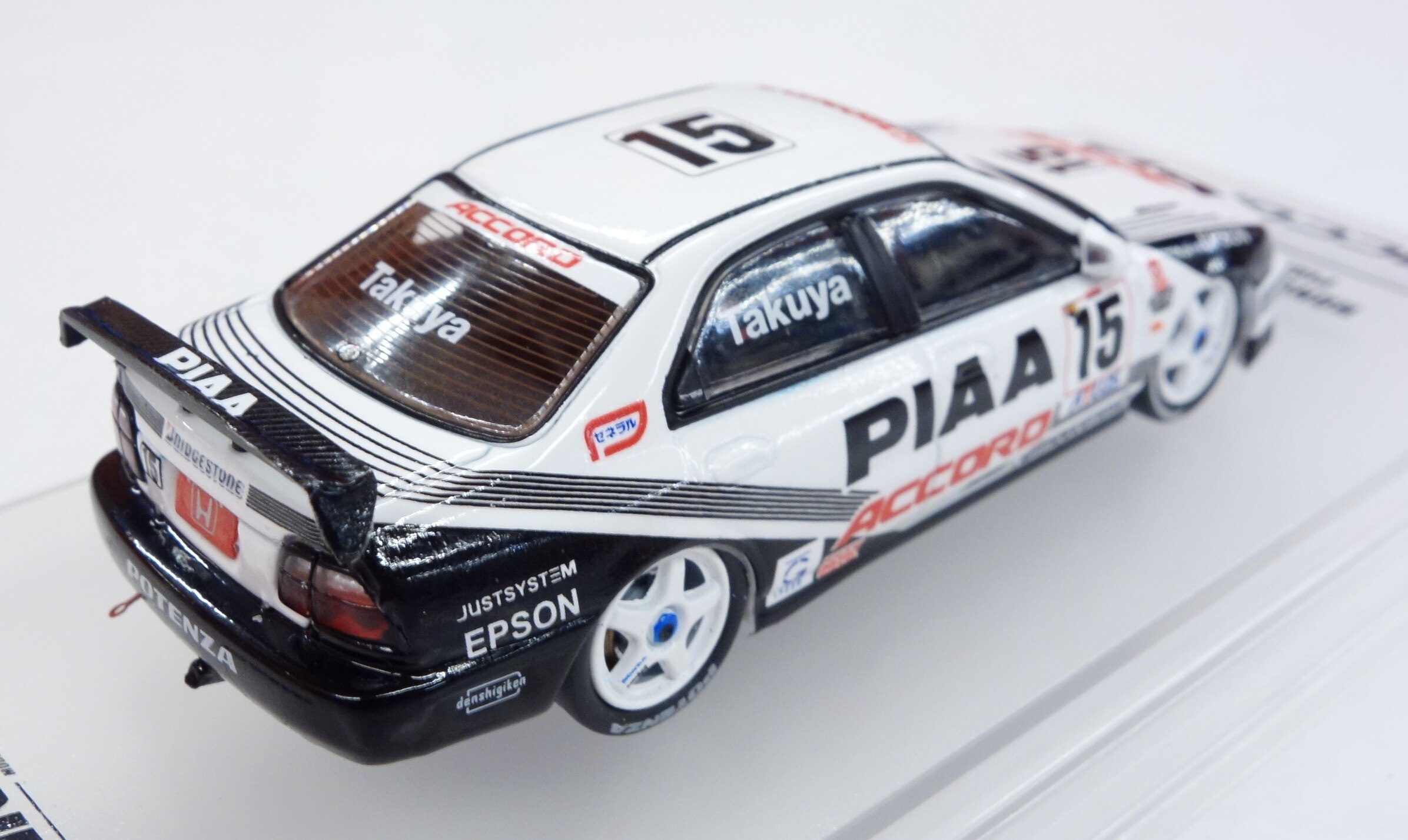 INNO Models 1/64 Honda アコード `PIAA` JTCC 1996 #15 黒澤琢弥