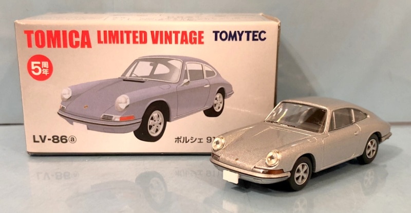 TOMYTEC トミカリミテッドヴィンテージ ポルシェ 911S(1967年式) LV86a
