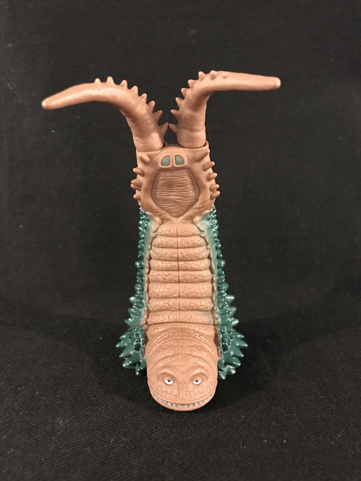 期間限定30％OFF! ツインテール ウルトラ怪獣 硬質ソフビ プラタグ付き 特撮