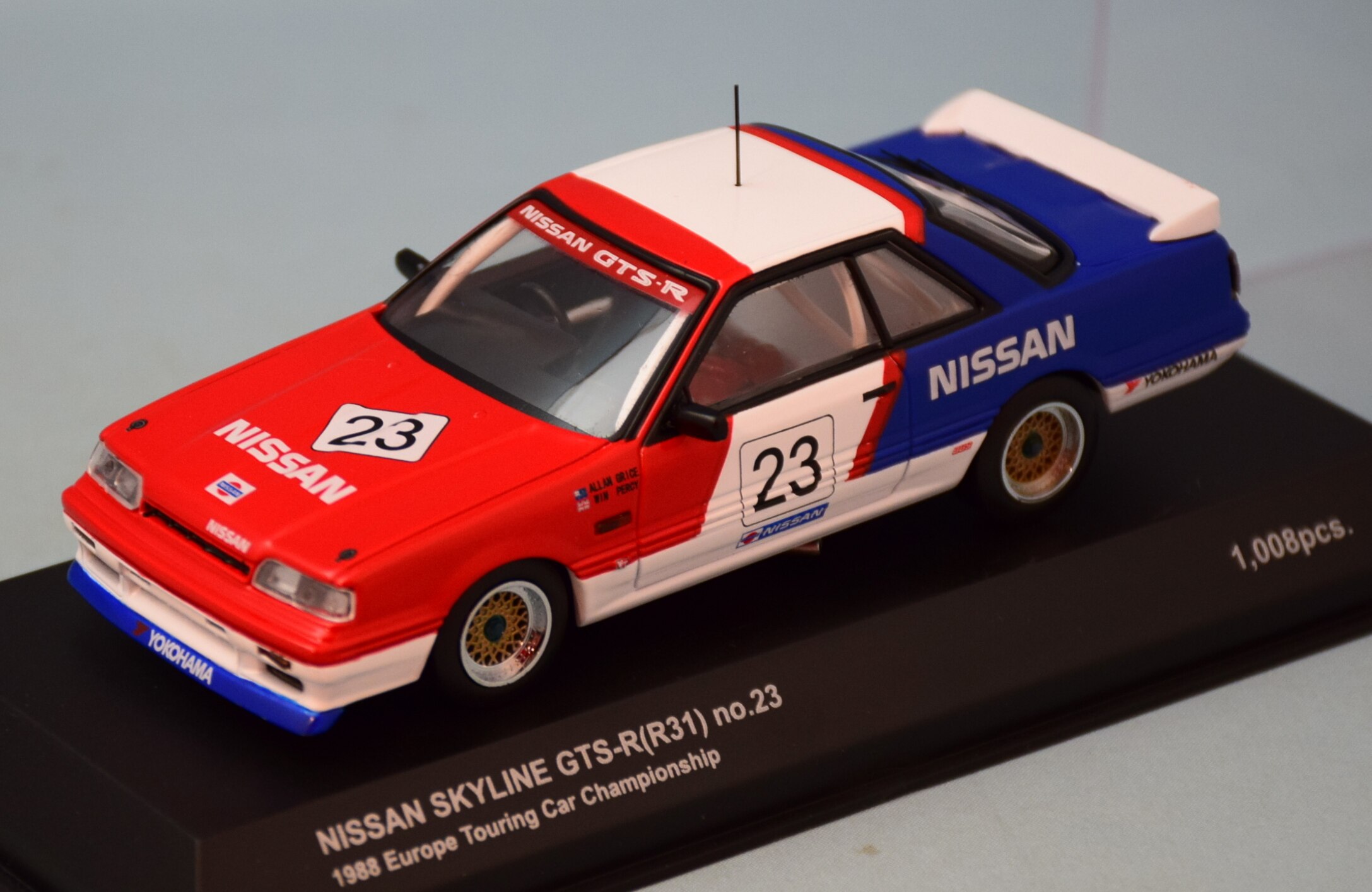 京商 1/43スケール Nissan Skyline GTS-R(R31