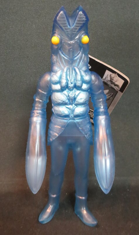 bandai ultra kaiju series alien baltan clear blue ver. 2004sp