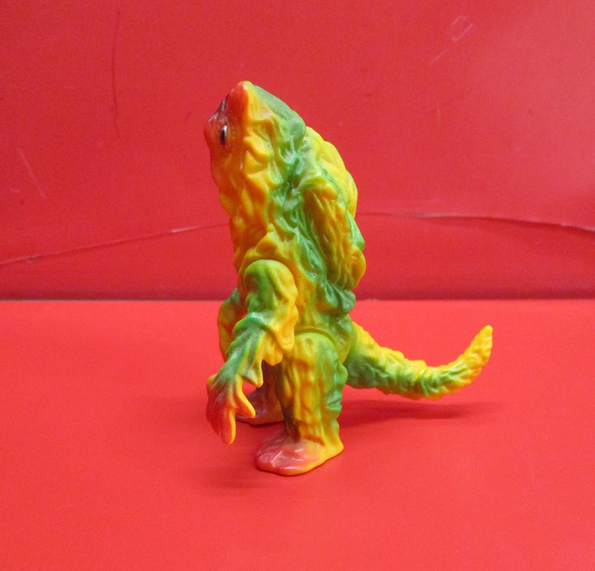 イワクラ ゴジラブルマァク伝説02 公害怪獣ヘドラ 黄色成型 | ありある 