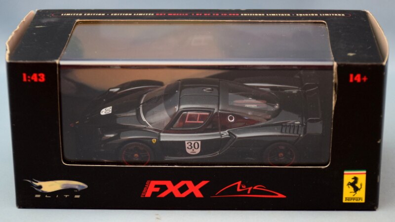 MATTEL HOT WHEELS ELITE Ferrari FXX (ミハエルシューマッハ仕様