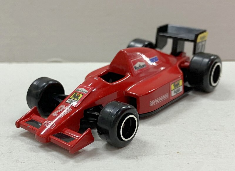 トミー トミカ赤箱日本製 フェラーリ F-1/ゼッケン27 マルボロ トミー トミカ赤箱日本製 フェラーリ F-1/ゼッケン27 マルボロ