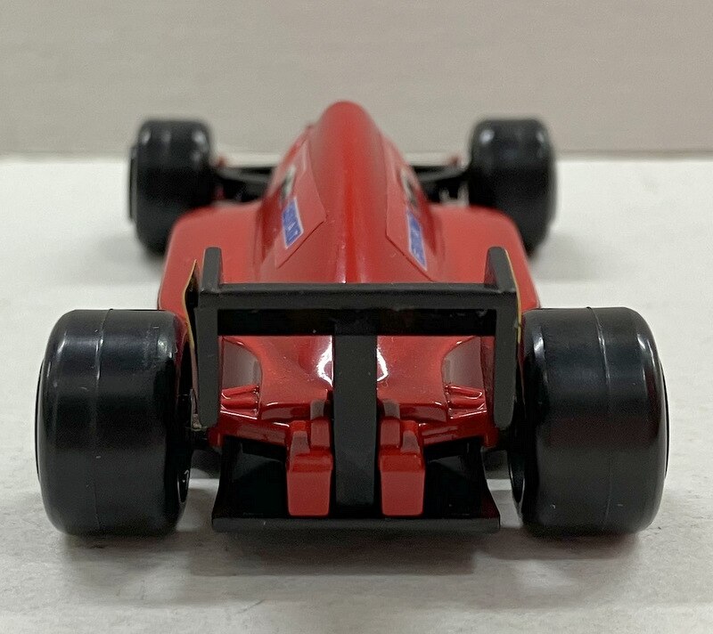 トミー トミカ赤箱日本製 フェラーリ F-1/ゼッケン27 マルボロ トミー トミカ赤箱日本製 フェラーリ F-1/ゼッケン27 マルボロ