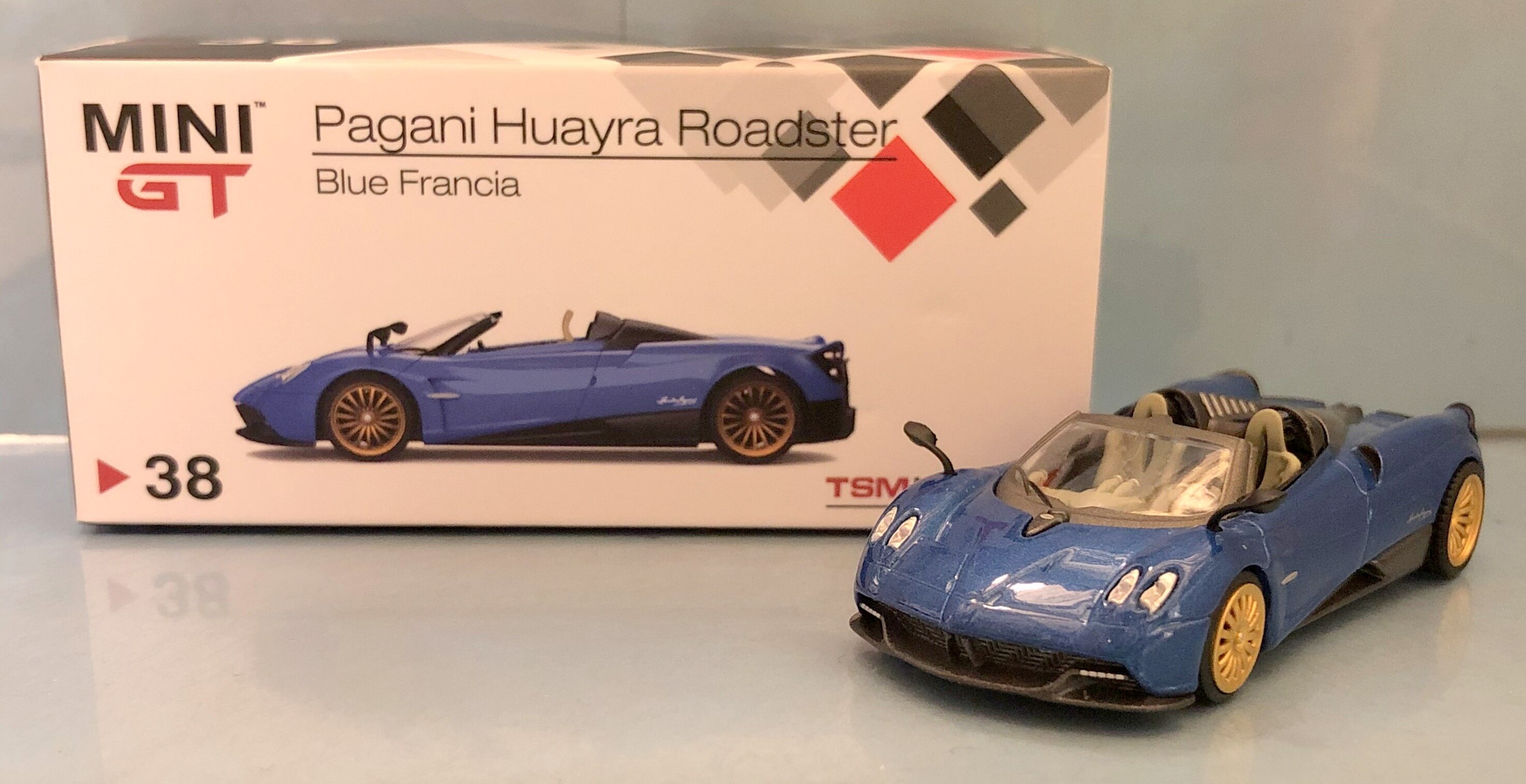 TSM 1:64 NEU Pagani Huayra Roadster  Blue Francia **** Mini GT