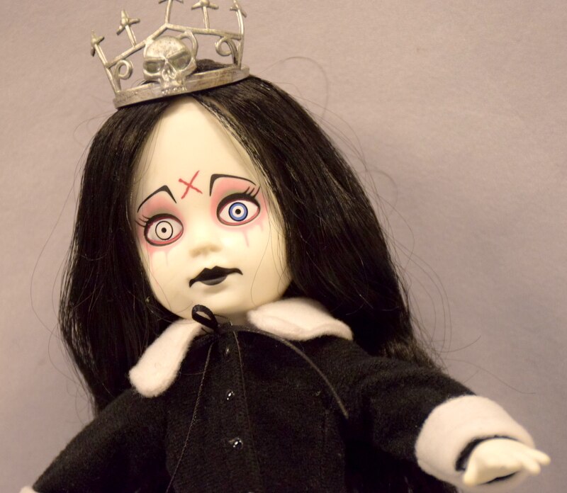 living dead dolls series 28