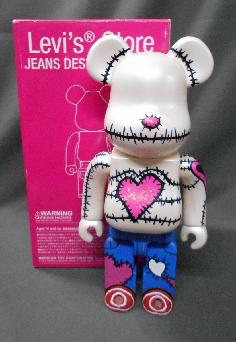 MEDICOMTOY BE @ RBRICK 400% Levi 