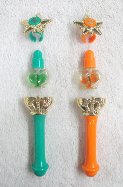 △セーラームーン　美少女戦士な変身スティック　イエロー＆グリーン セーラームーンR 美少女戦士な変身スティックイエロー&グリーン