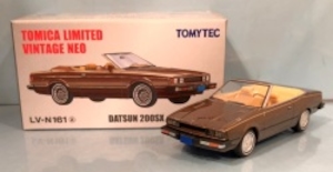 TOMICA LIMITED VINTAGE NEO DATSUN 200SX カスタムロードスター(ブラウン) LV-N161a