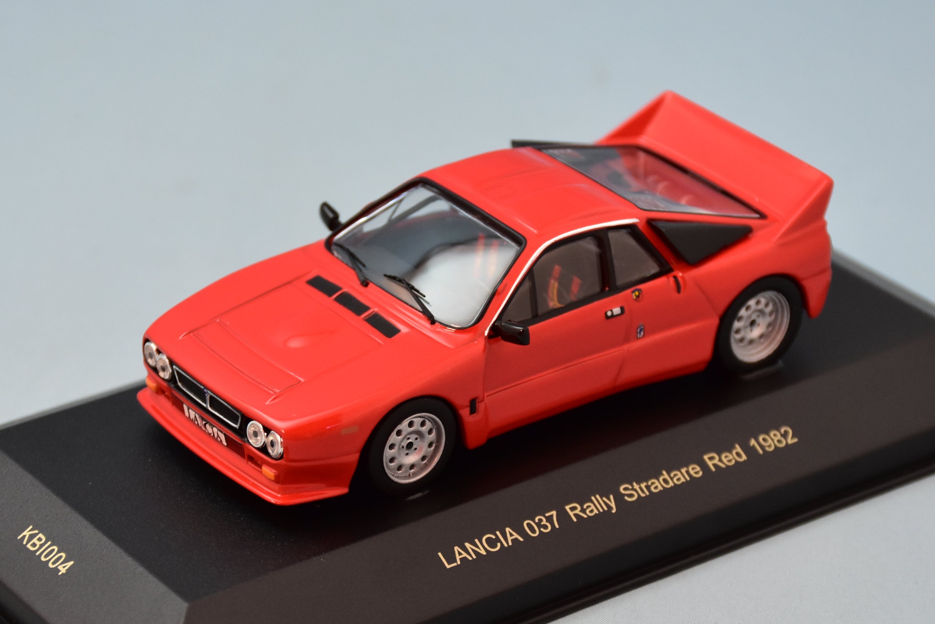ixo MODELS 1/43 Lancia 037 Rally Stradare Red 1982 KBI004 ...
