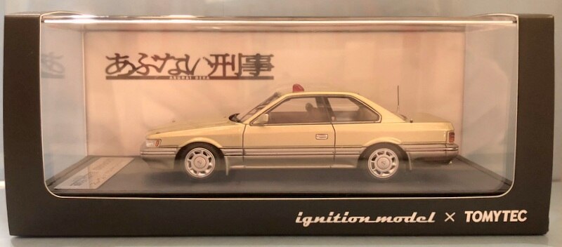 イグニッションモデルxTOMYTEC【1/43スケール T-IG4301】日産 レパード