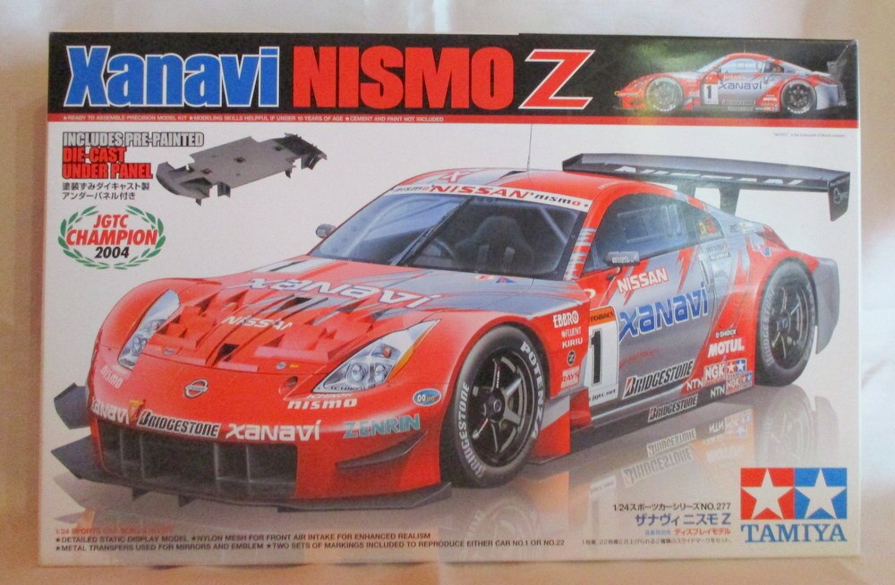 タミヤ Xanavi NISMO Z 塗装済みダイキャスト製アンダーパネル付き - 模型