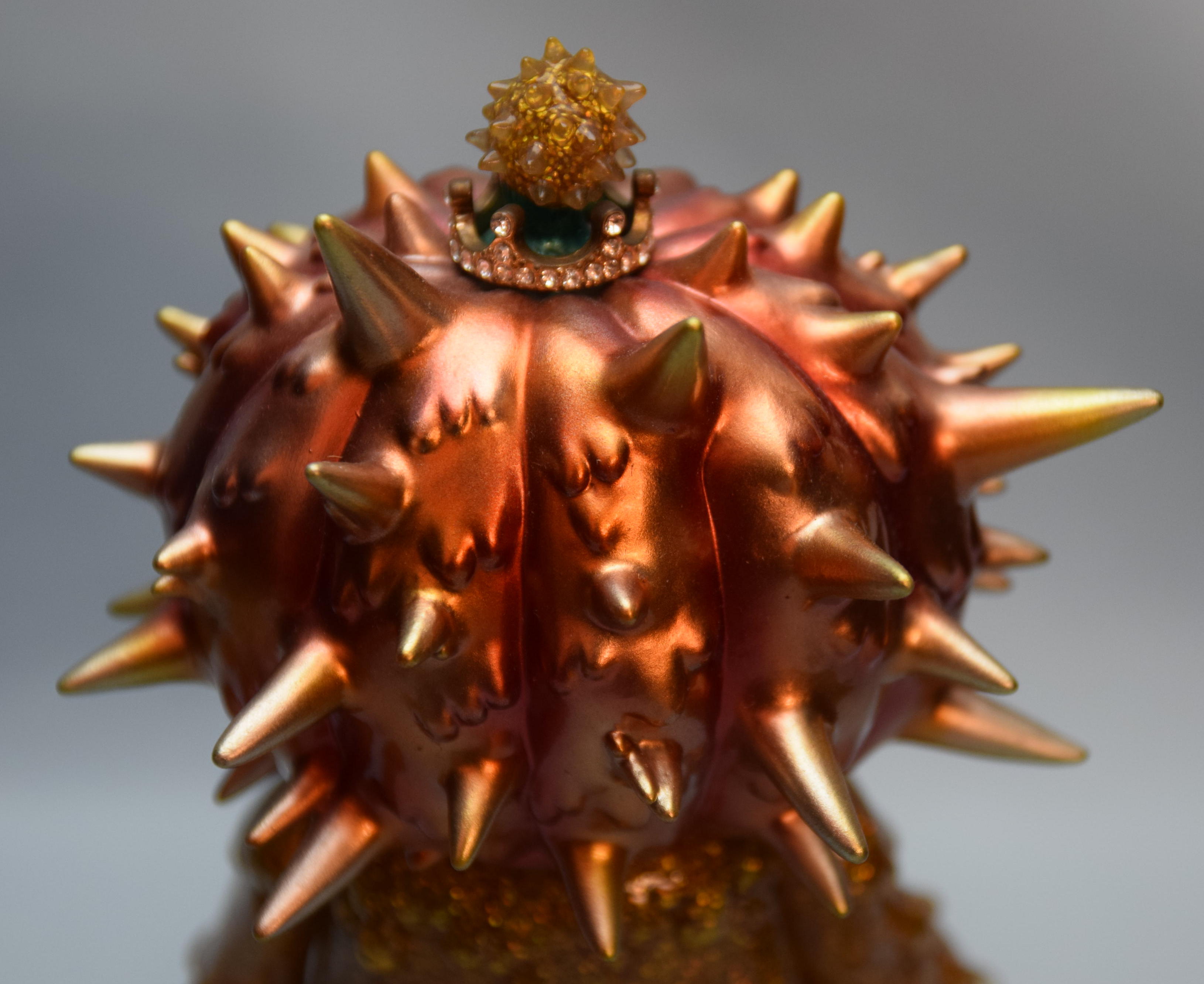 INSTINCTOY 2014 Halloween inc GOLD KING ( Gold lamination molded