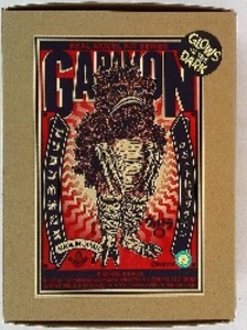 リアルモデルキット ガラモン GLOW IN THE DARK