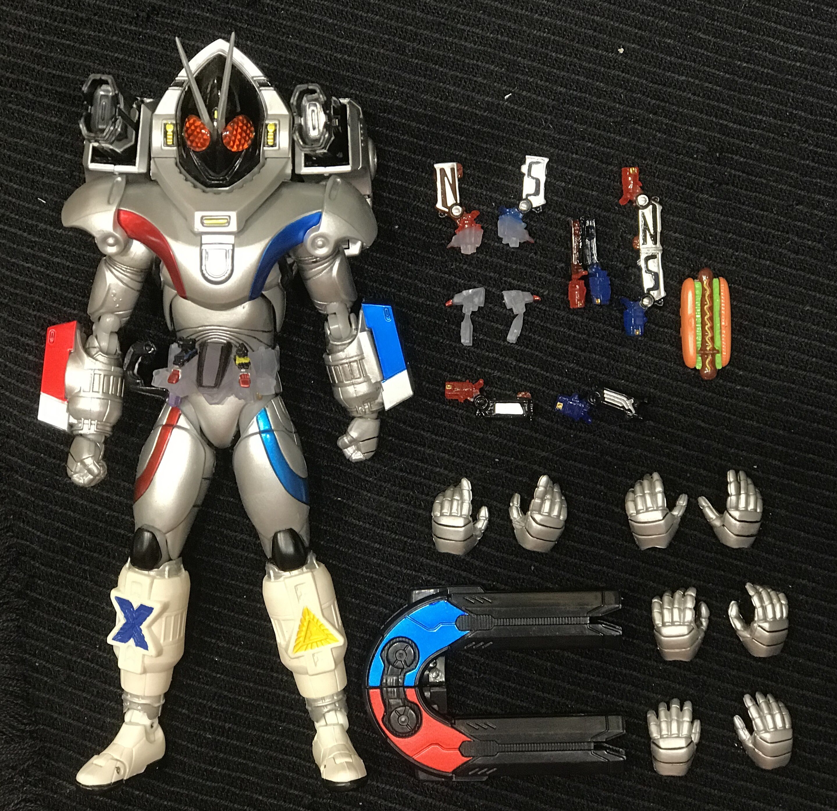 新製品情報も満載 S.H.Figuarts 仮面ライダーフォーゼ ファイヤー