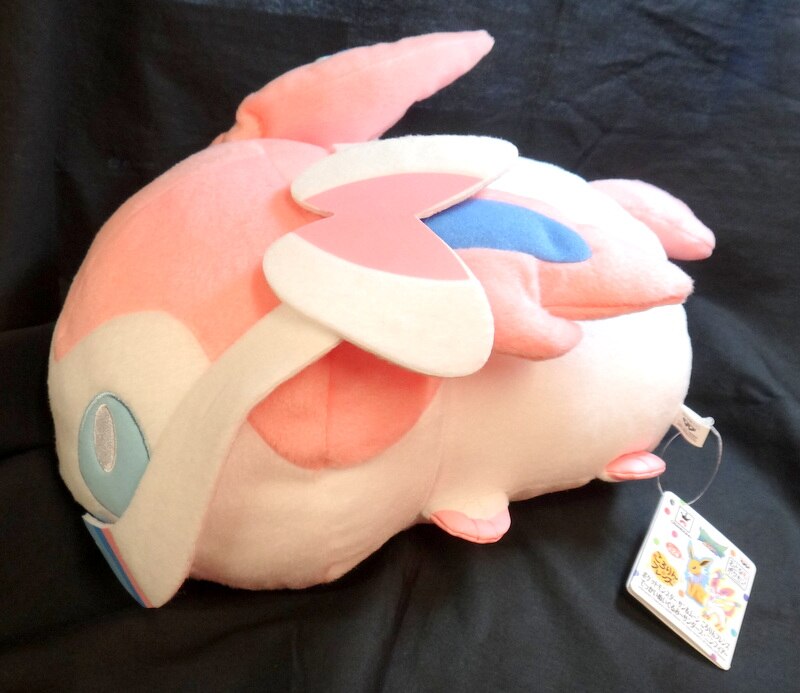 バンプレスト ころりんフレンズ でっかいぬいぐるみ サンダース ニンフィア ポケットモンスター サン ムーン ニンフィア まんだらけ Mandarake