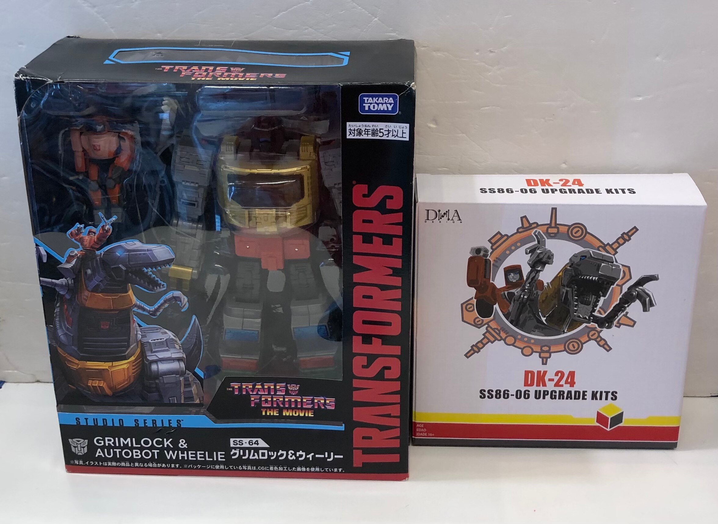 Available public products Takara Tomy Studio serie Grimlock and