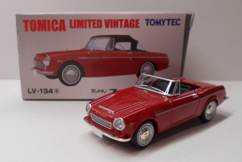 Tomytec Tomica Limited Vintage Datsun Fairlady 1600 Red Lv134a Mandarake Online Shop