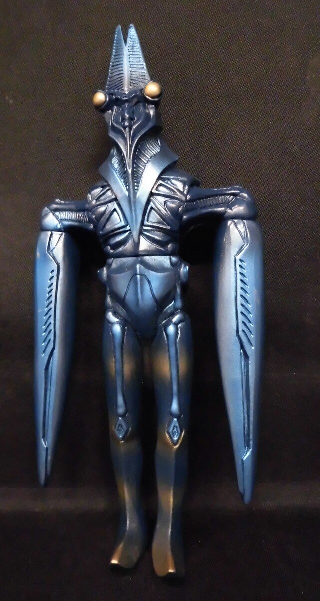 bandaiultrakaijuseriespoweredvartanultramanfestivallimited