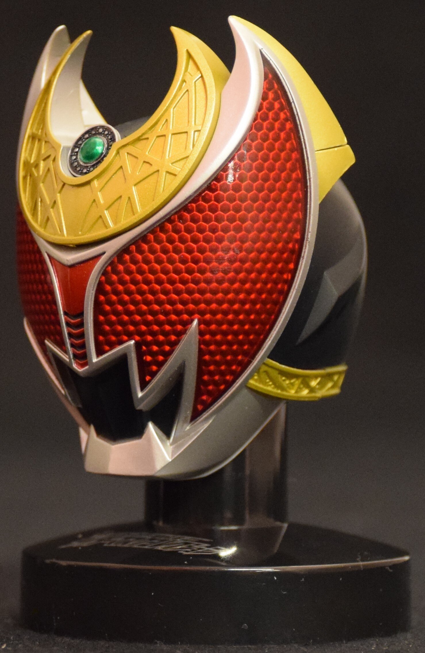 バンダイ ライダーマスクコレクション06 仮面ライダーキバ エンペラーフォーム 13 まんだらけ Mandarake