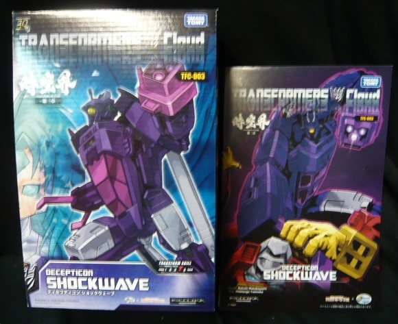 Takara Tomy Transformers Cloud Shockwave With Comic TFCD 03 for sale online 