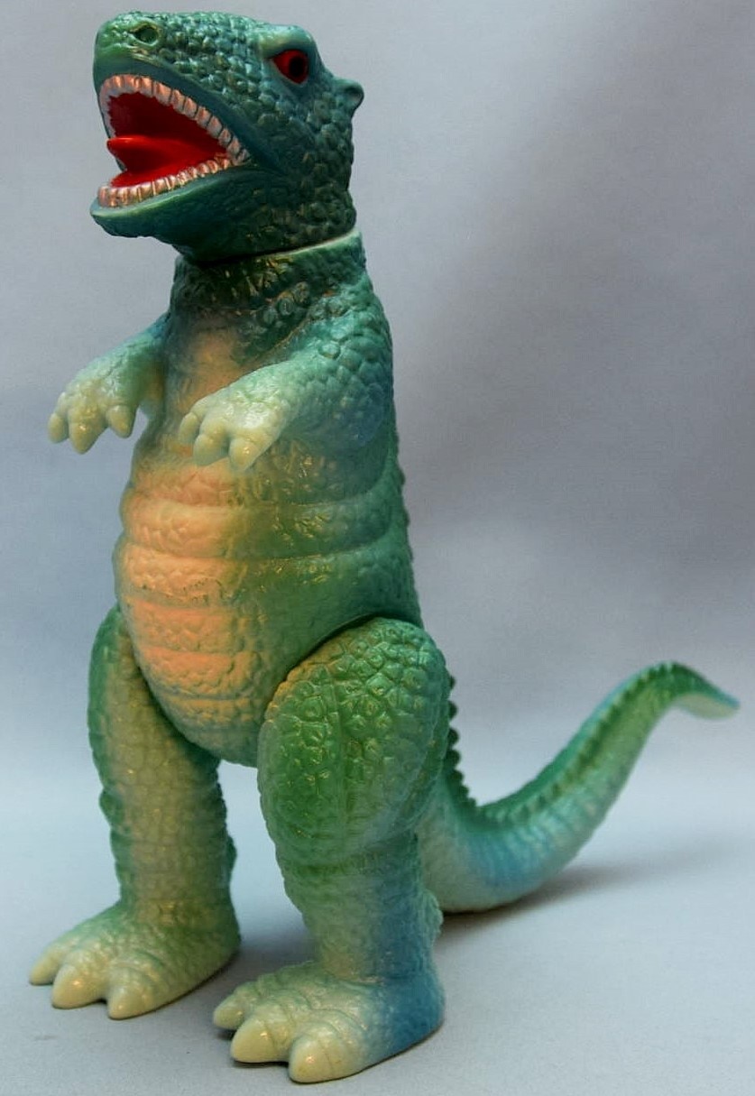 マルサン 電撃怪獣大作戦 ゴロザウルス(薄水色成型/水色&肌スプレー 