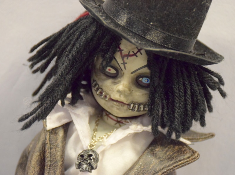 Mezco Living Dead Doll Hot Topic Limited MISERY | Mandarake Online