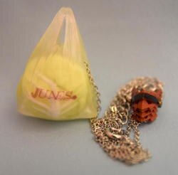 Adachi jewelry / Persona 4