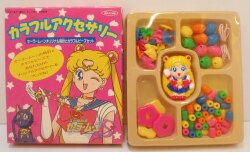A カラフルア signs sari / Sailor Moon S 