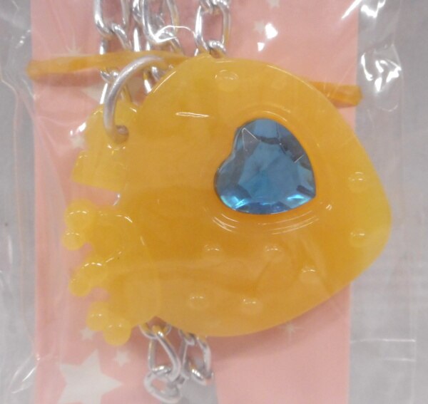 strawberry (yellow) milky plastic