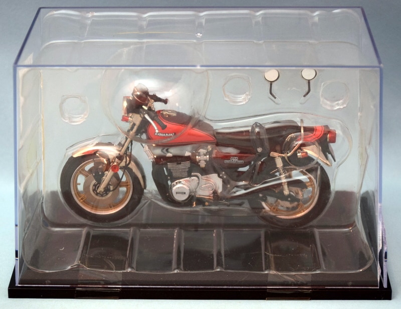 HOT定番マルサン 鉄馬 プロジェクト　KAWASAKI 750RS Candy Yellow イエロータイガー　1/18 オートバイ