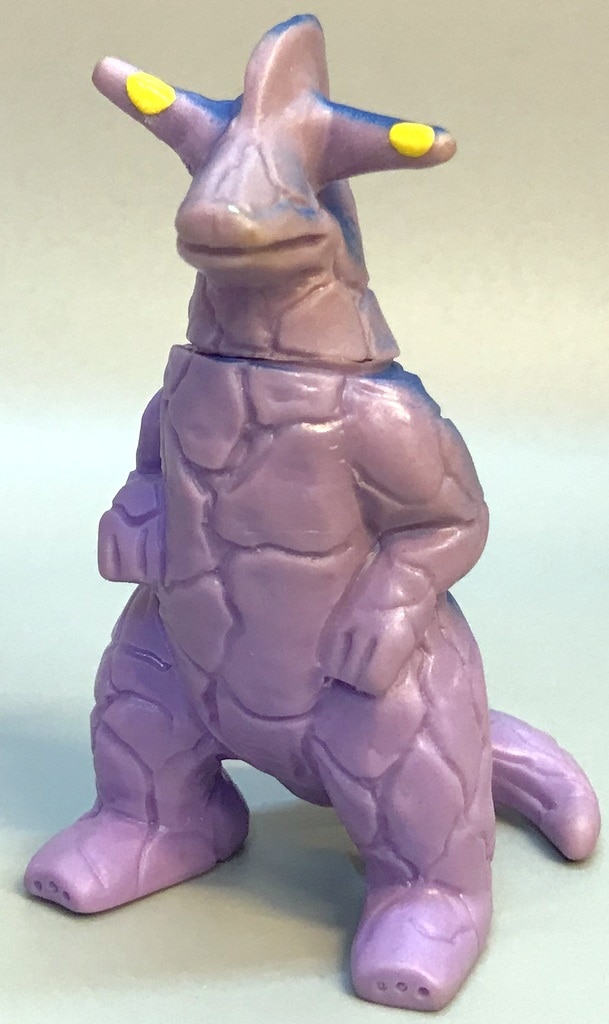メーカー不明無版権パチ ウルトラ怪獣シリーズ エレキングもどき