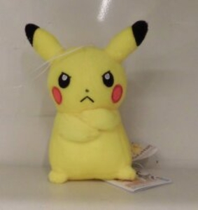 ピカチュウマニア!ぬいぐるみ いろんなピカチュウ 腕組み ピカチュウ