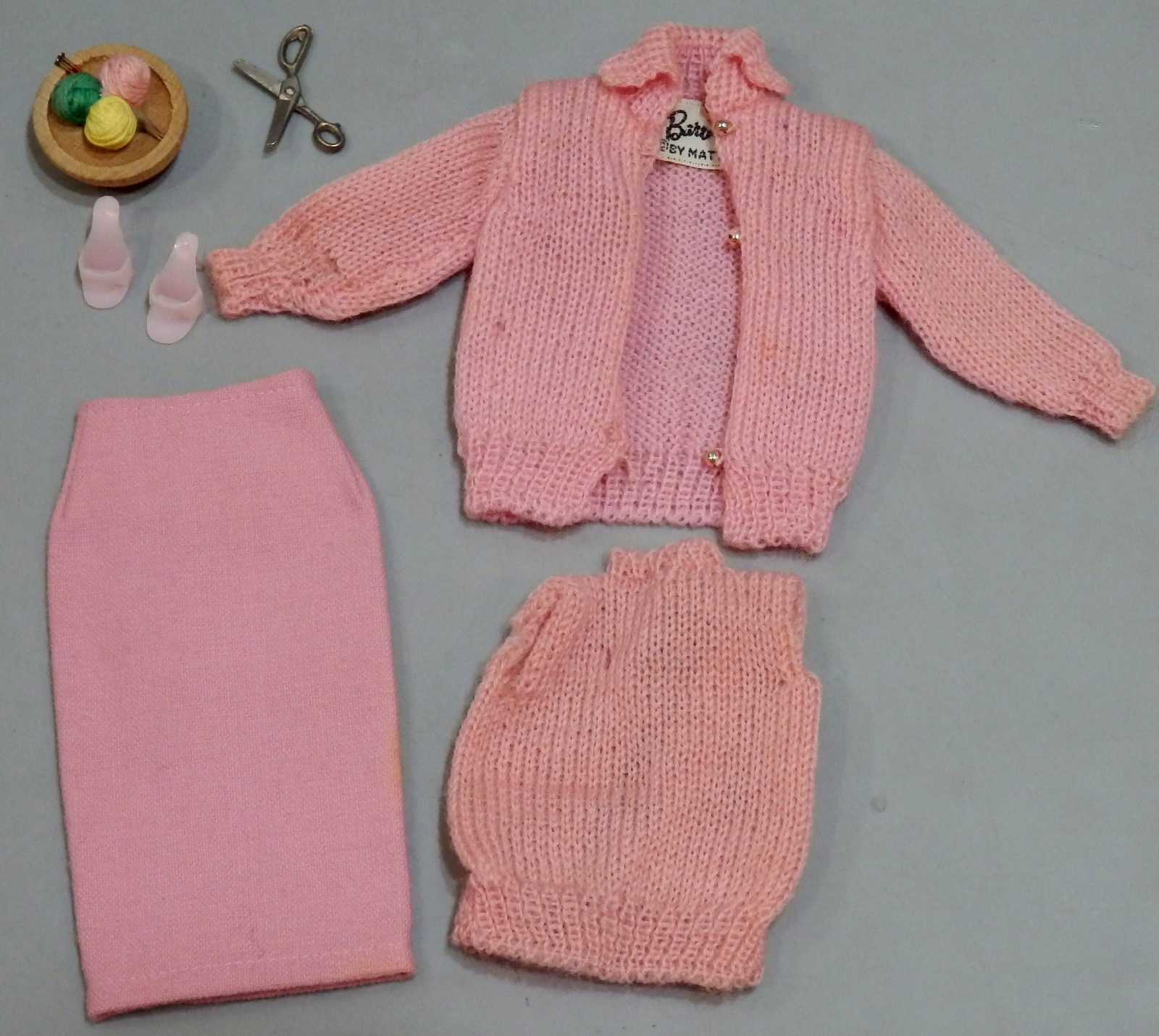 Barbie OUTFIT: Knitting Pretty #957