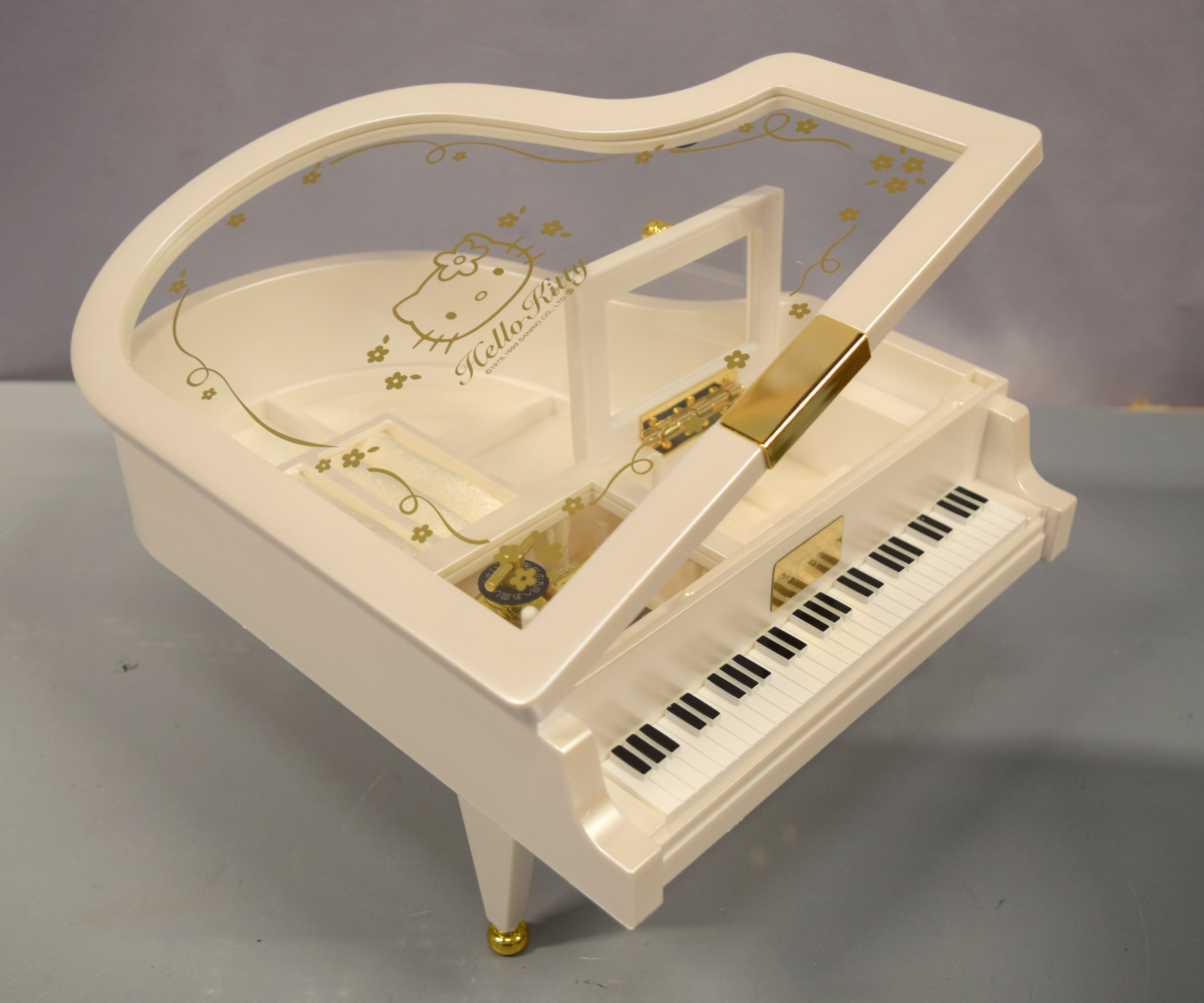 予約販売 グランピアノ型オルゴール…曲目は 乾杯 ジュエリーボックス