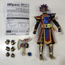 ありある公開商品 バンダイ S.H.Figuarts 仮面ライダーエグゼイド 仮面ライダーパラドクス パーフェクトノックアウトゲーマーレベル99 |  ありある | まんだらけ MANDARAKE