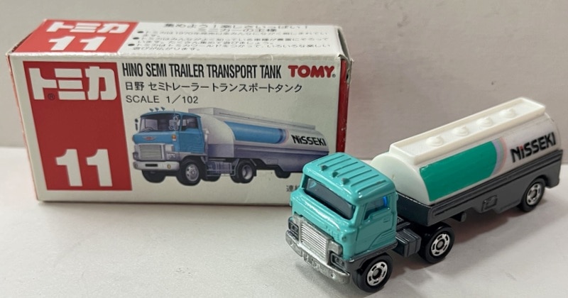 TOMY 中国製 トミカ 日野 セミトレーラー トランスポートタンク 11