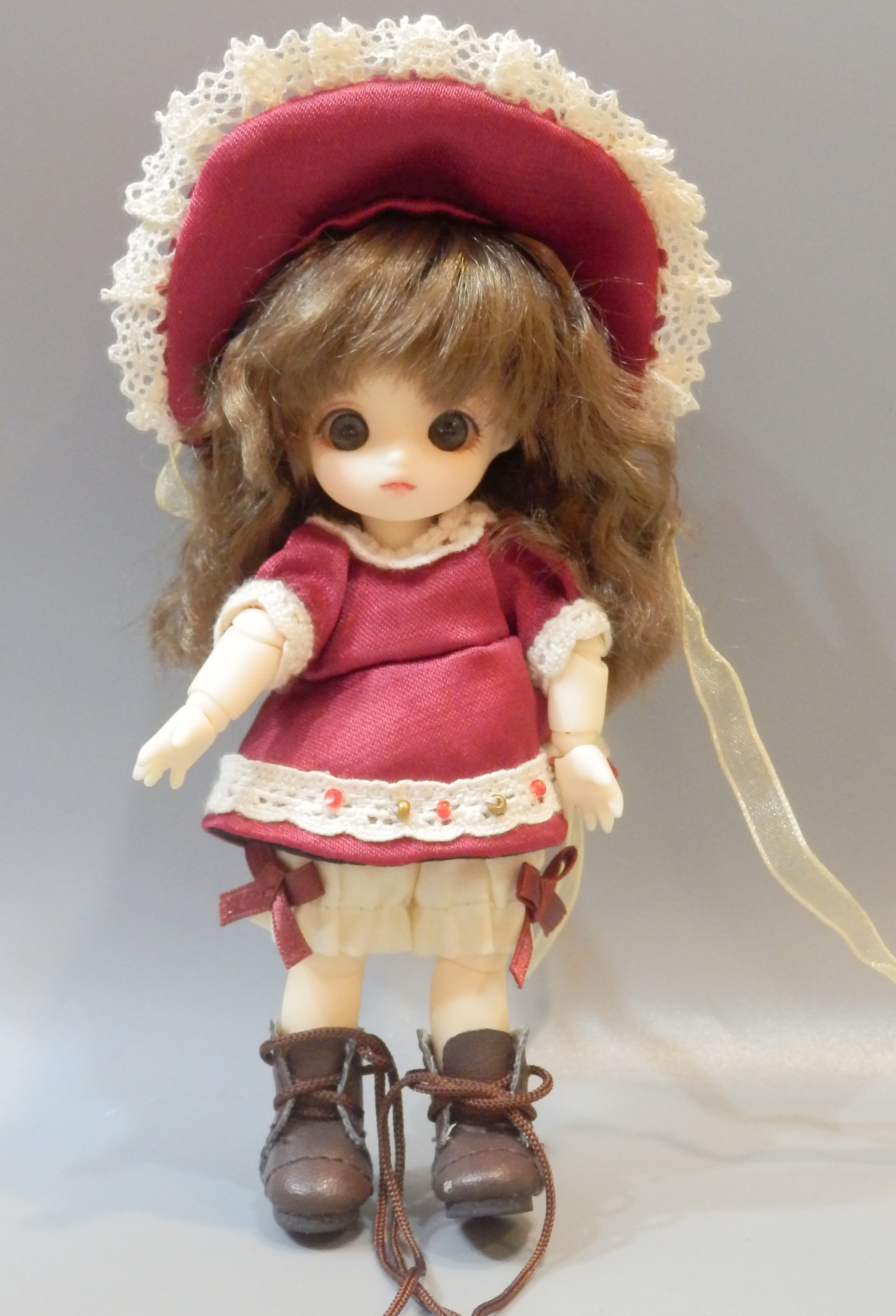 FELIX Brownie doll acrylic eye ・ Wig ・ with costume with iron