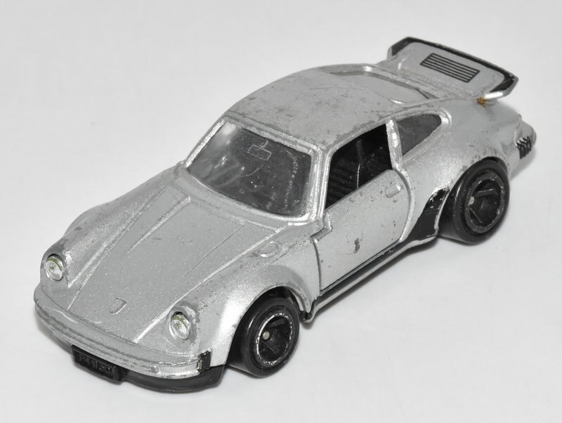 ポルシェ 930ターボ 日本製 トミカ F1 1979 青箱 トミカ ポルシェ930