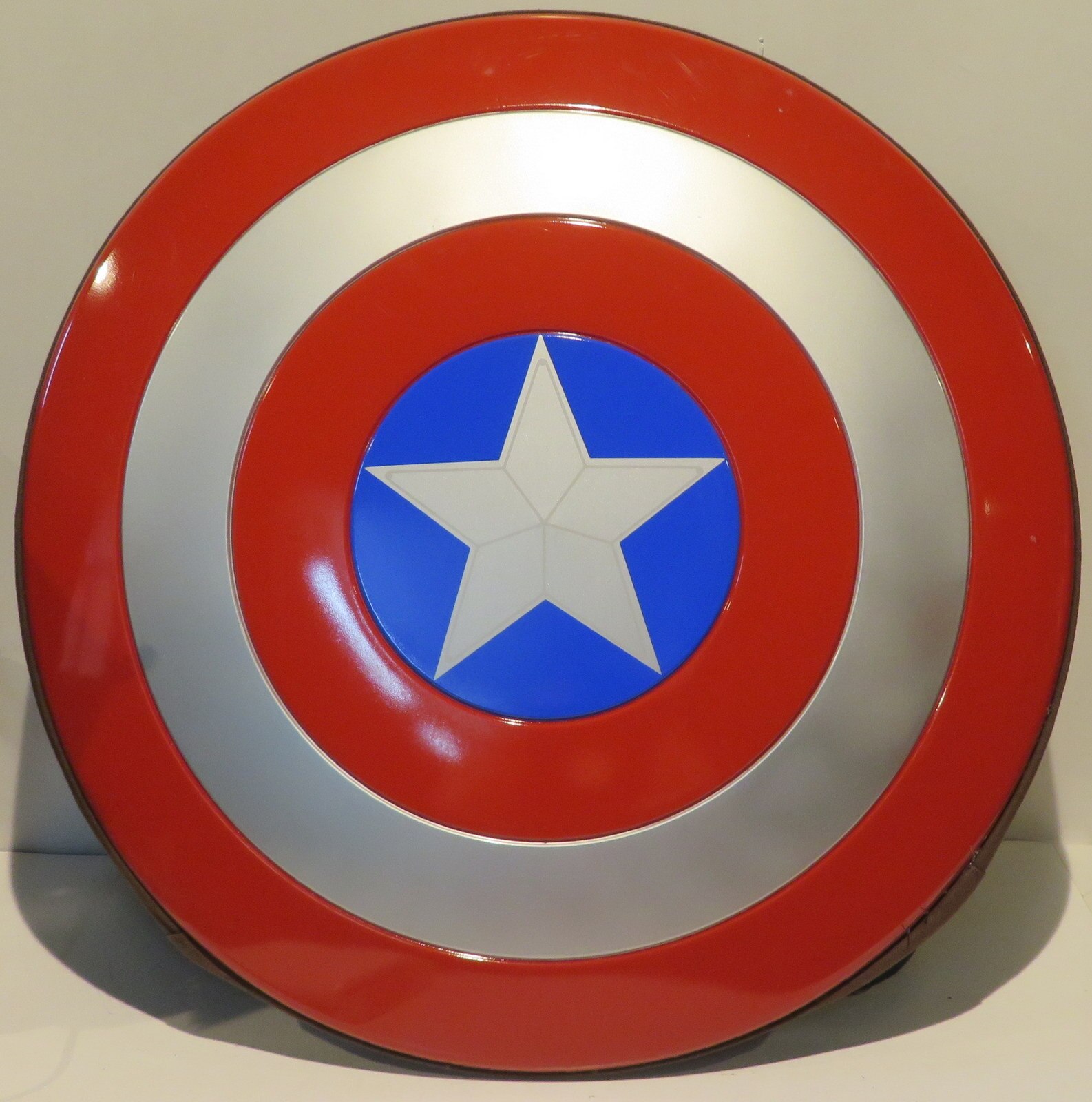 captain america shield backpack thinkgeek