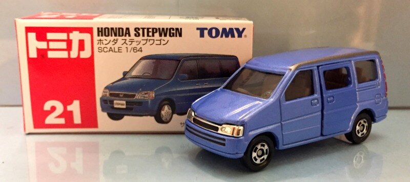 トミー トミカ赤箱中国製 ホンダ ステップワゴン 21