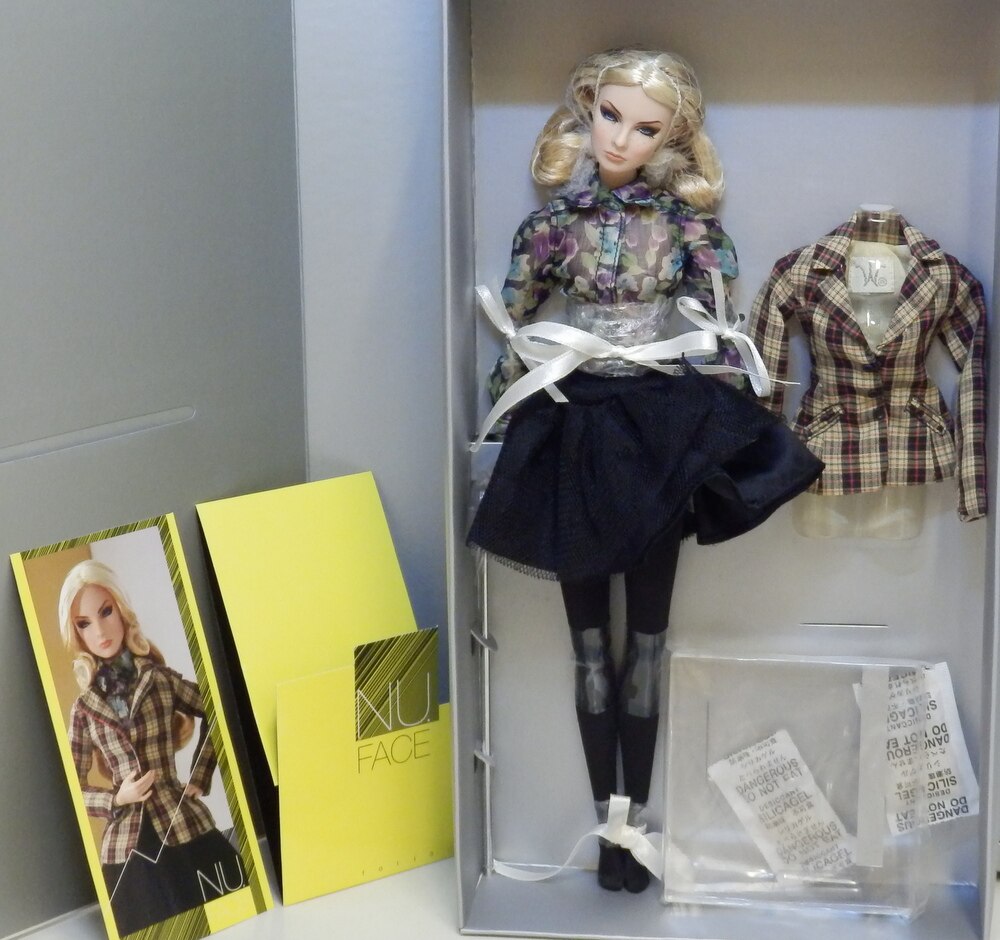 Integrity Toys NU.Face Giselle Diefendorf Old Is New | まんだらけ