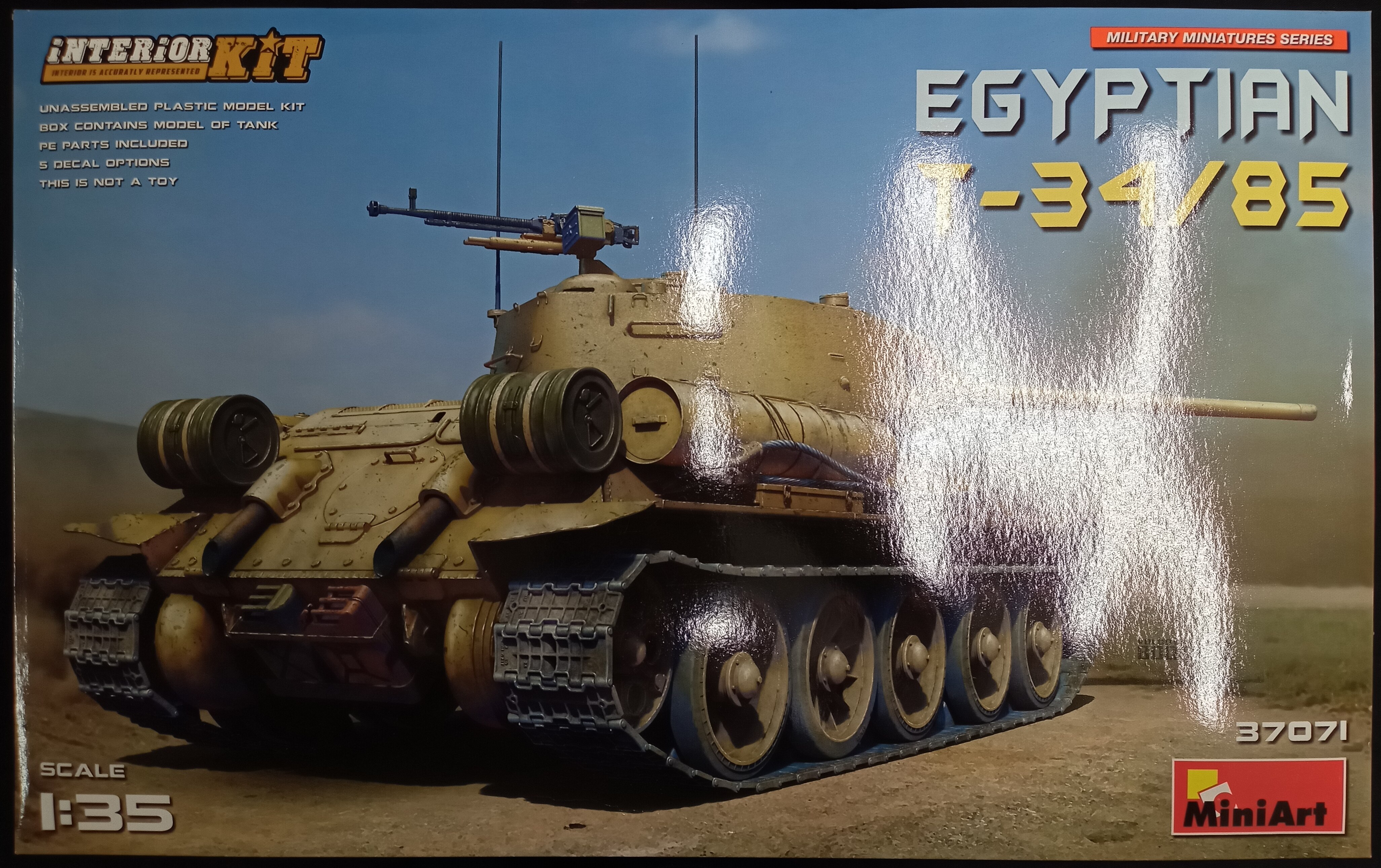 Mini Art 1/35 エジプト軍 T-34/85 フルインテリア (内部再現