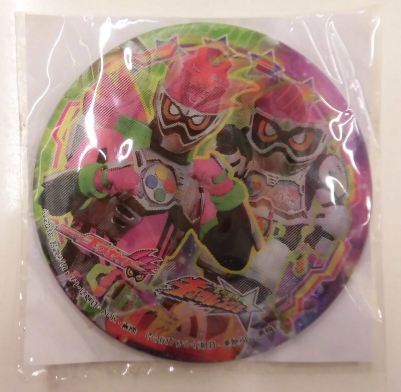 コンパス 缶バッジ ヒーローショー販売品 仮面ライダーエグゼイド 宇宙戦隊キュウレンジャー エグゼイド キュウレンジャー3d缶バッジ まんだらけ Mandarake