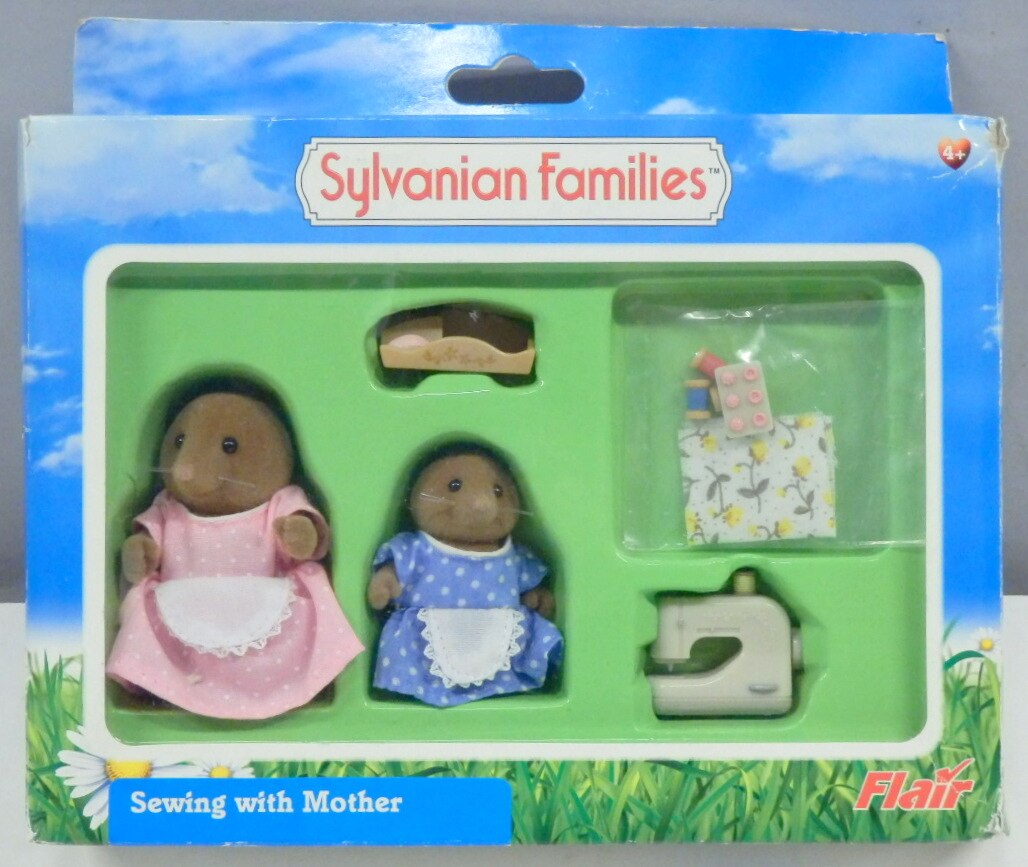 Sylvanian families best sale sewing machine