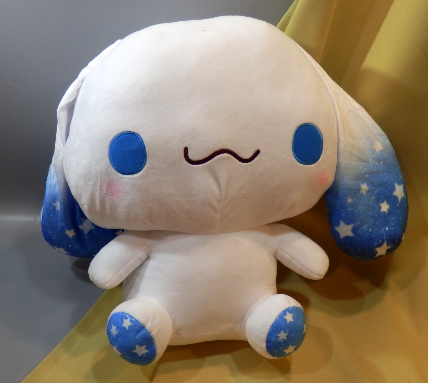cinnamoroll plush big